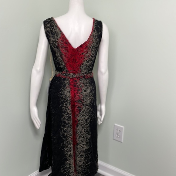 Cut from the same cloth Kitt wrap dress size medium NEW - Picture 5 of 9